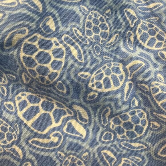 Vineyard Vines SHORTS Girls size 14 Blue with Blue And White Turtles Low Rise - Picture 2 of 3